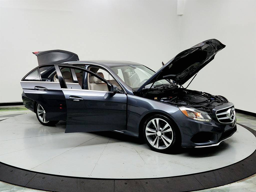 2014 Mercedes-Benz E-Class E350 Luxury photo