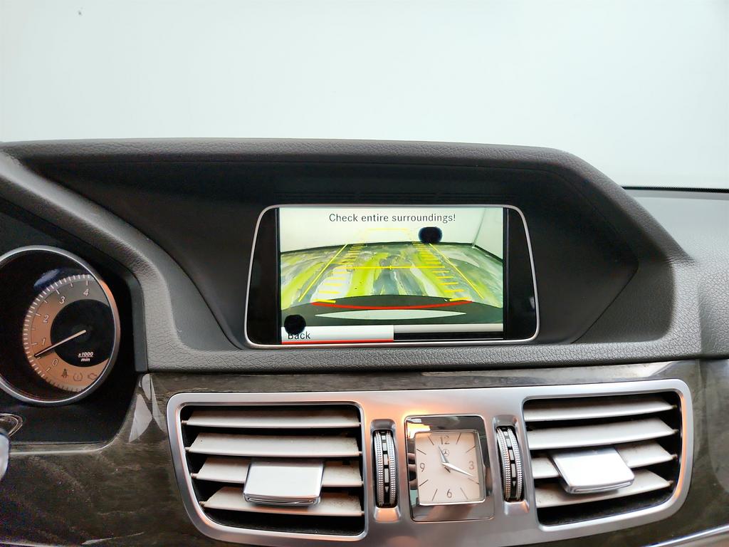 2014 Mercedes-Benz E-Class E350 Luxury photo