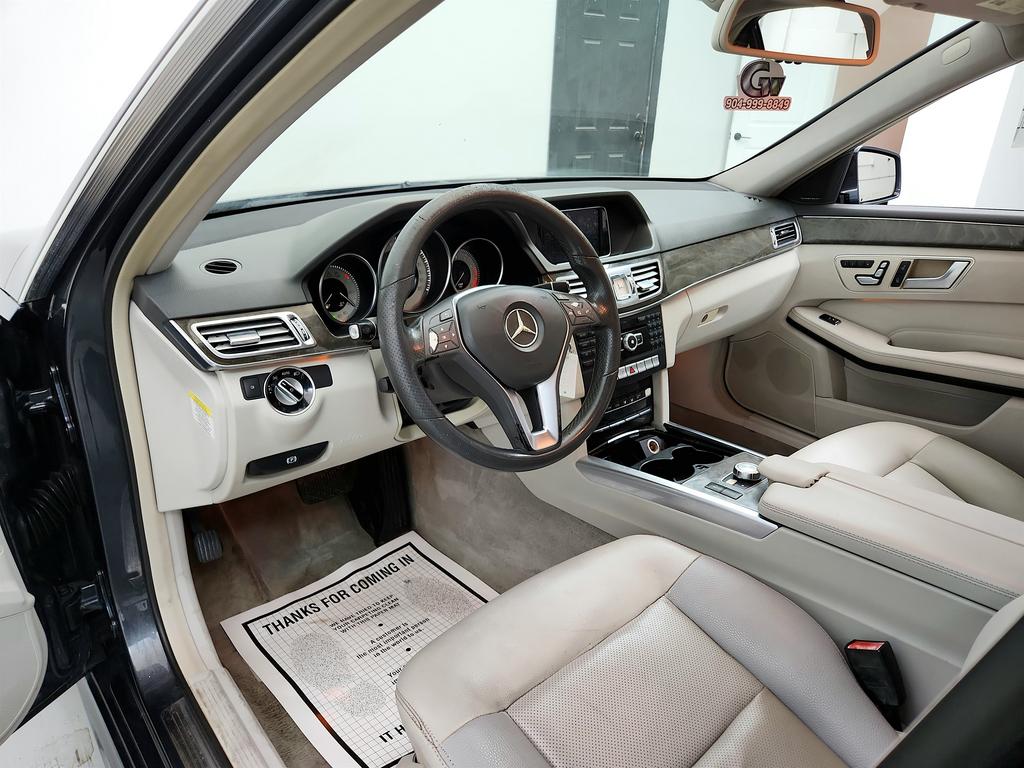 2014 Mercedes-Benz E-Class E350 Luxury photo