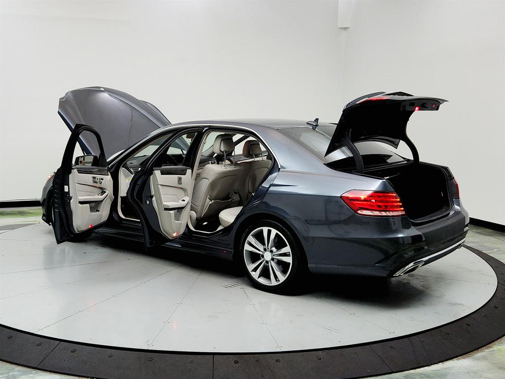 2014 Mercedes-Benz E-Class E350 Luxury photo