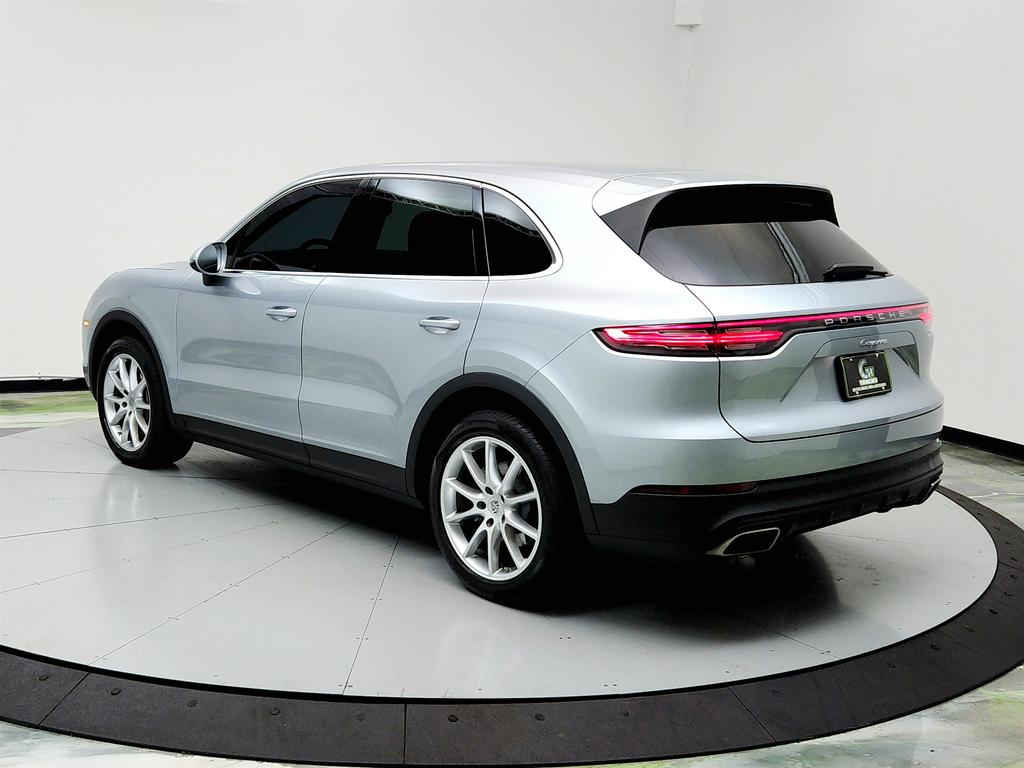 2021 Porsche Cayenne photo