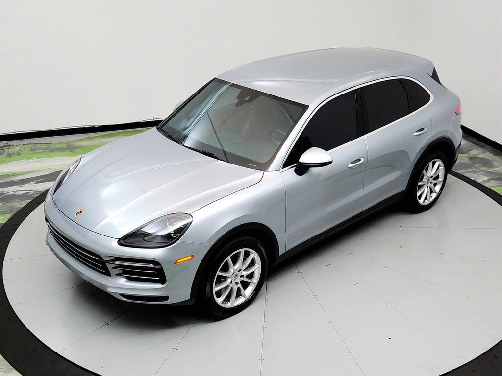 2021 Porsche Cayenne photo
