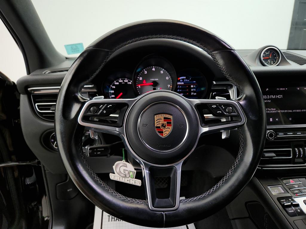 2020 Porsche Macan S photo
