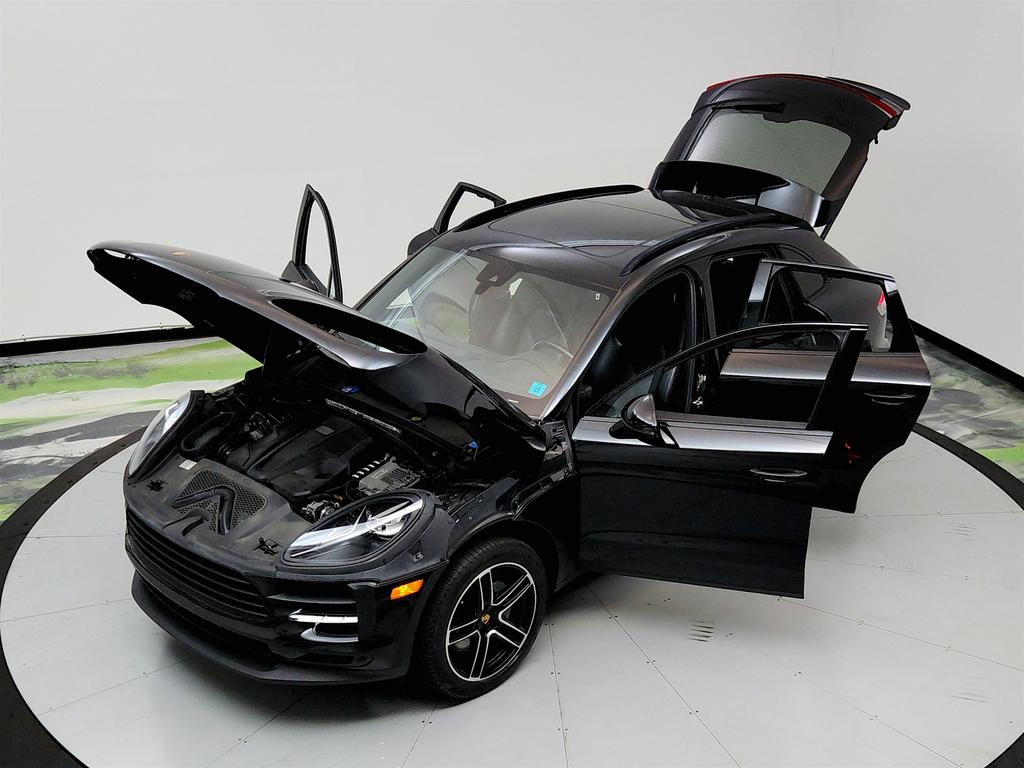 2020 Porsche Macan S photo