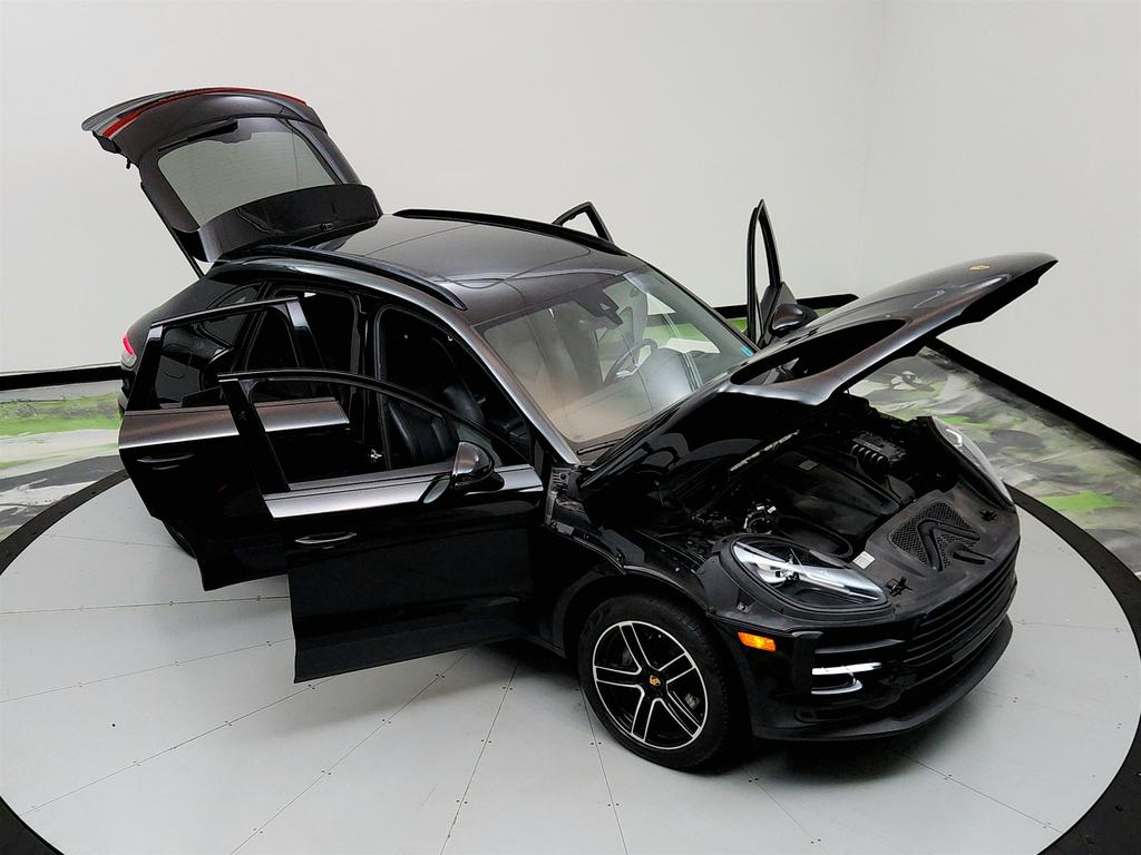 2020 Porsche Macan S photo