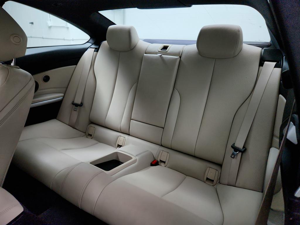 2017 BMW 4-Series 440xi photo