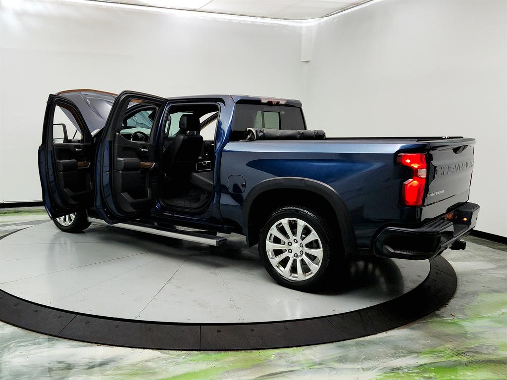 2020 Chevrolet Silverado 1500 High Country photo