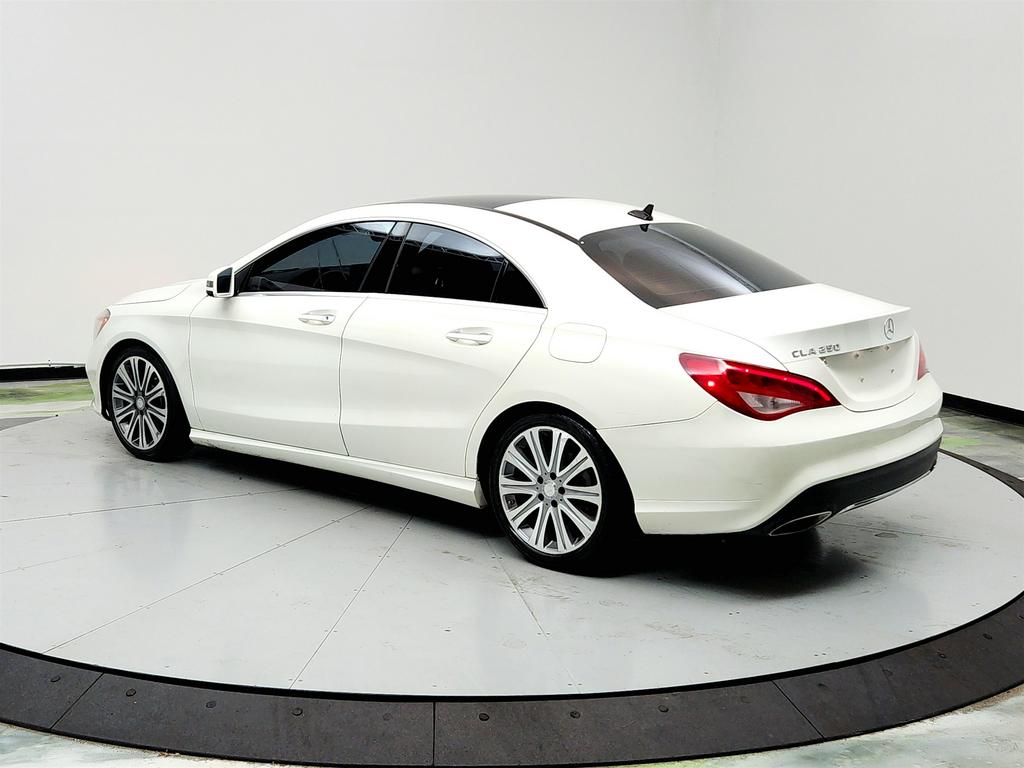 2017 Mercedes-Benz cla CLA250 photo
