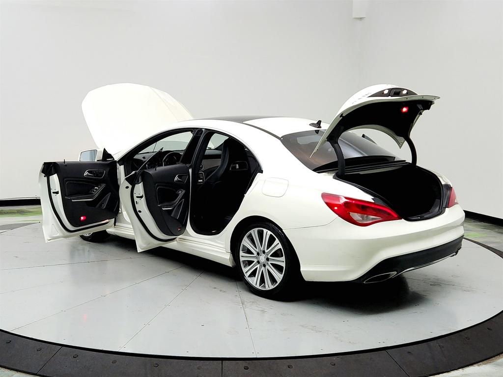 2017 Mercedes-Benz cla CLA250 photo
