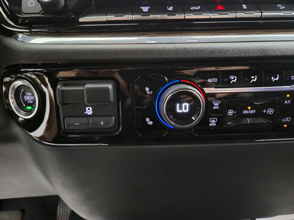 2024 Chevrolet Silverado 2500 LT photo