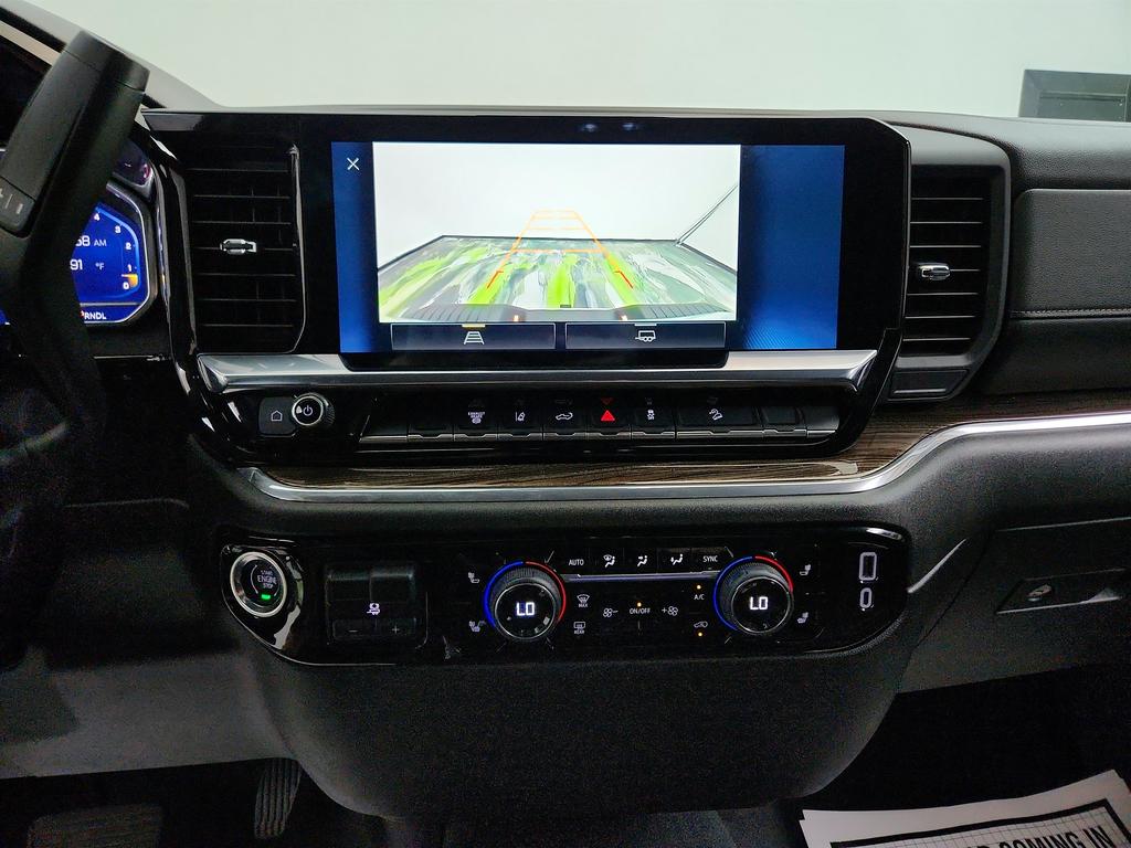2024 Chevrolet Silverado 2500 LT photo