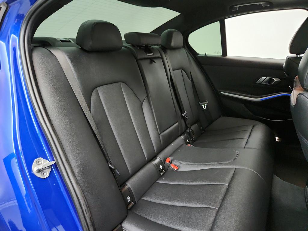 2021 BMW 3-Series M340i photo