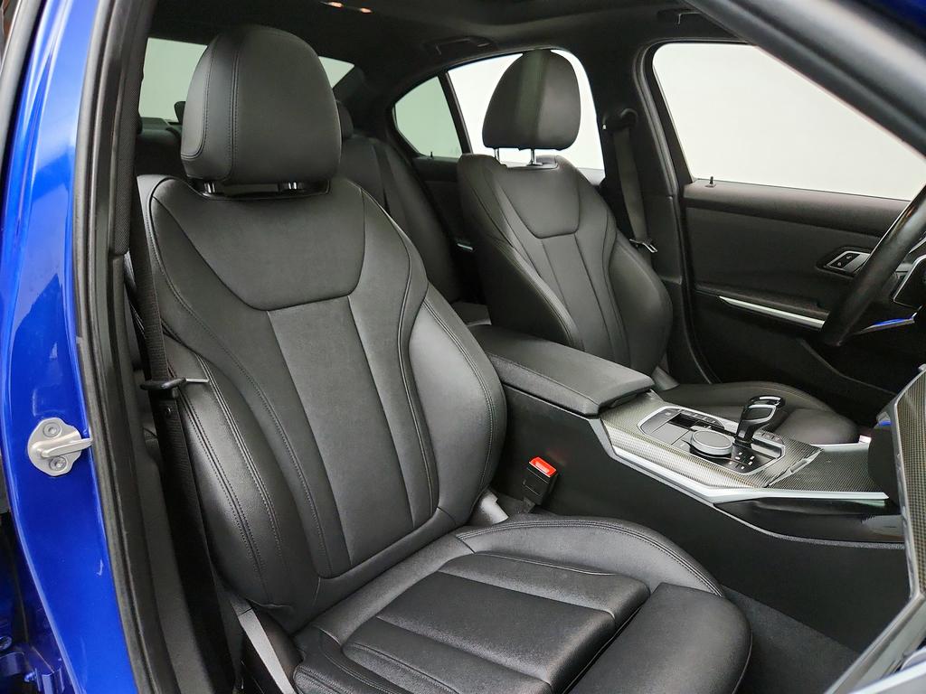 2021 BMW 3-Series M340i photo