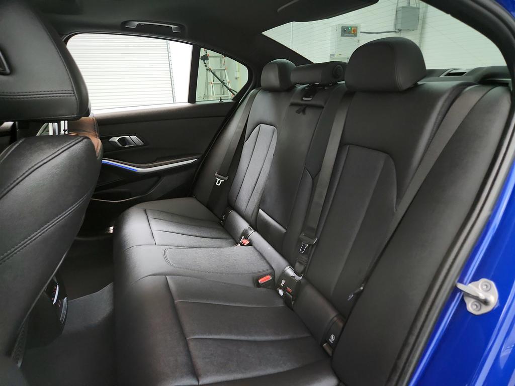 2021 BMW 3-Series M340i photo