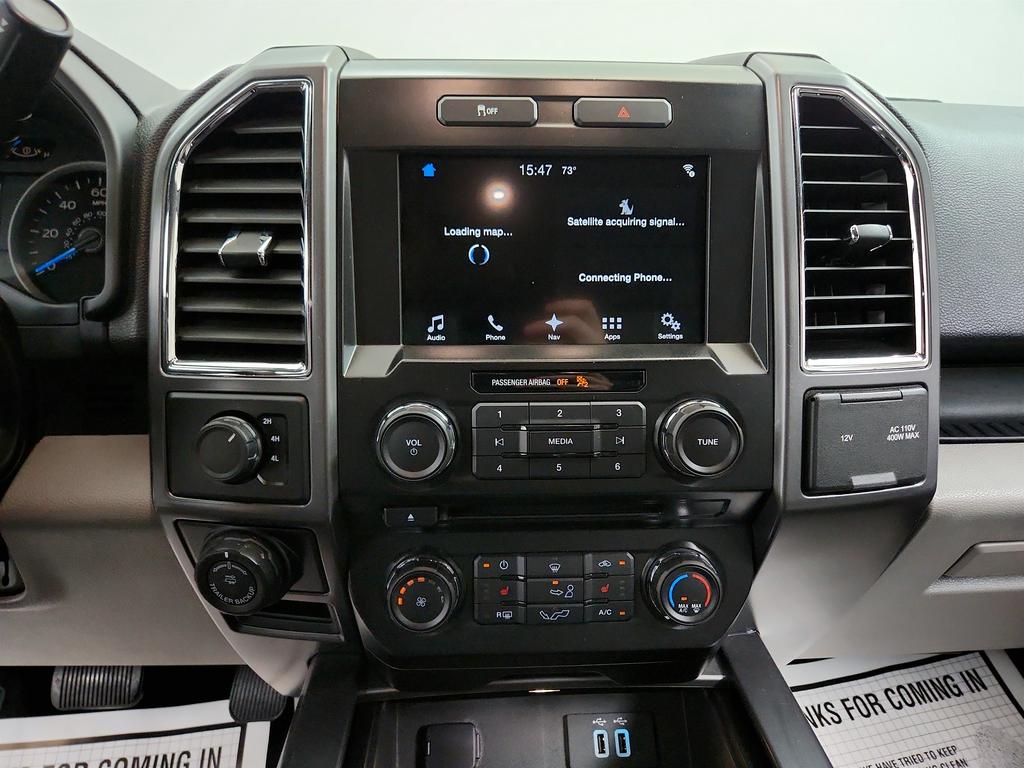 2016 Ford F150 XLT photo