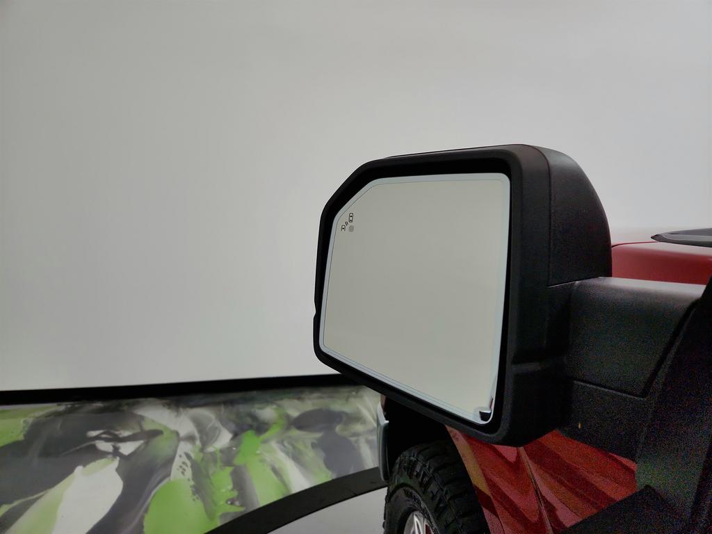 2016 Ford F150 XLT photo