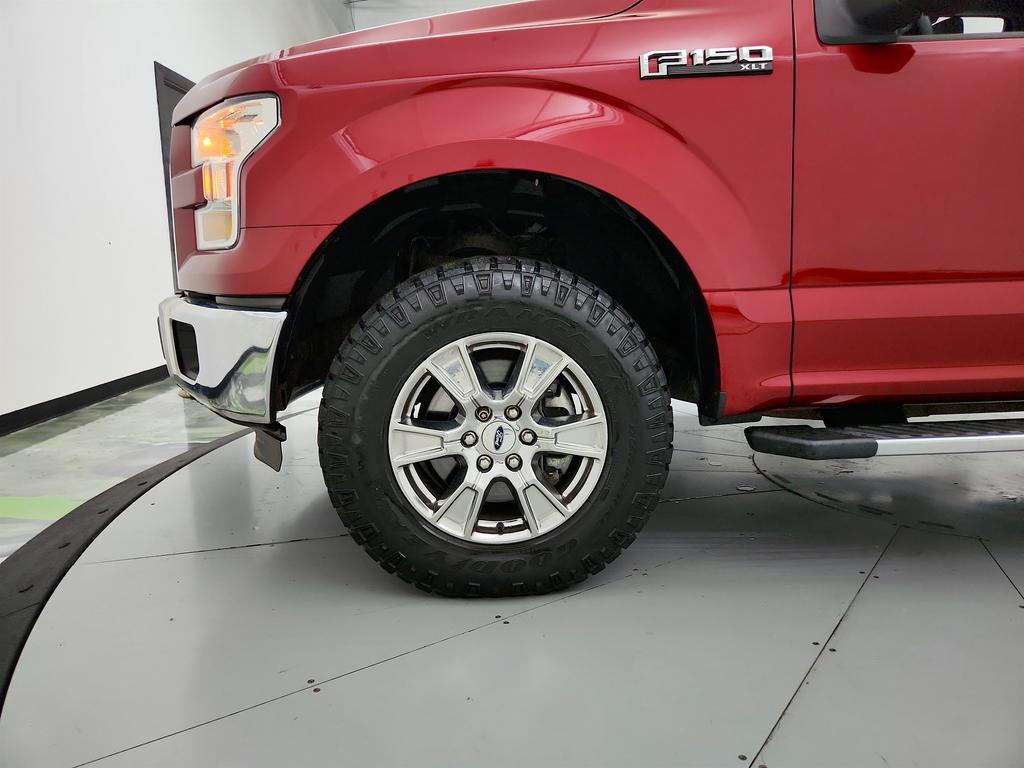 2016 Ford F150 XLT photo