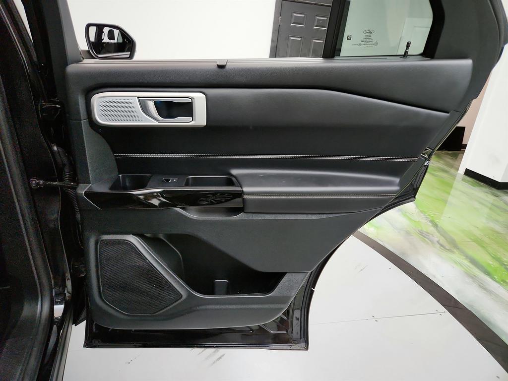 2021 Ford Explorer ST photo