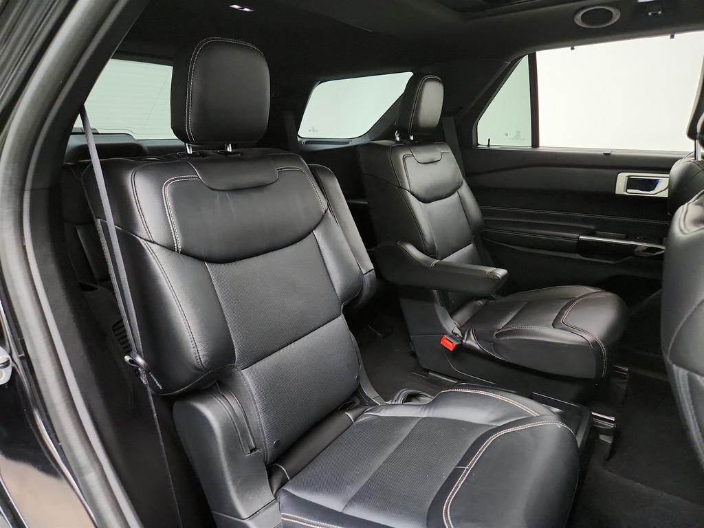 2021 Ford Explorer ST photo