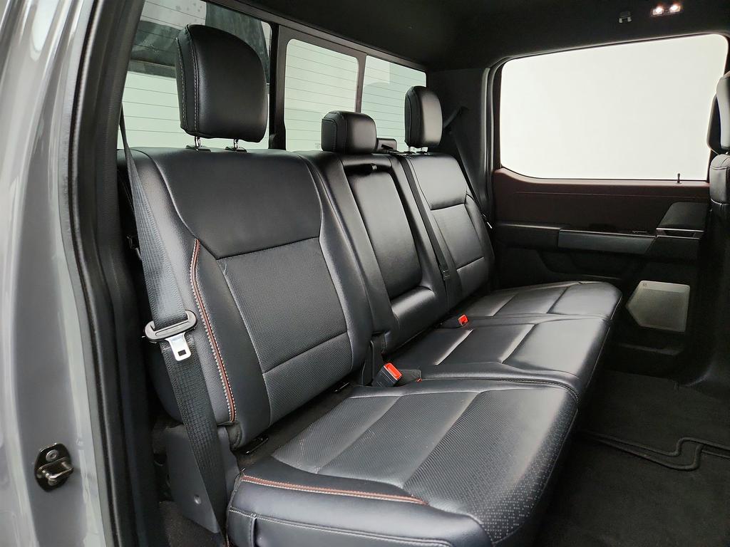2021 Ford F150 Lariat photo