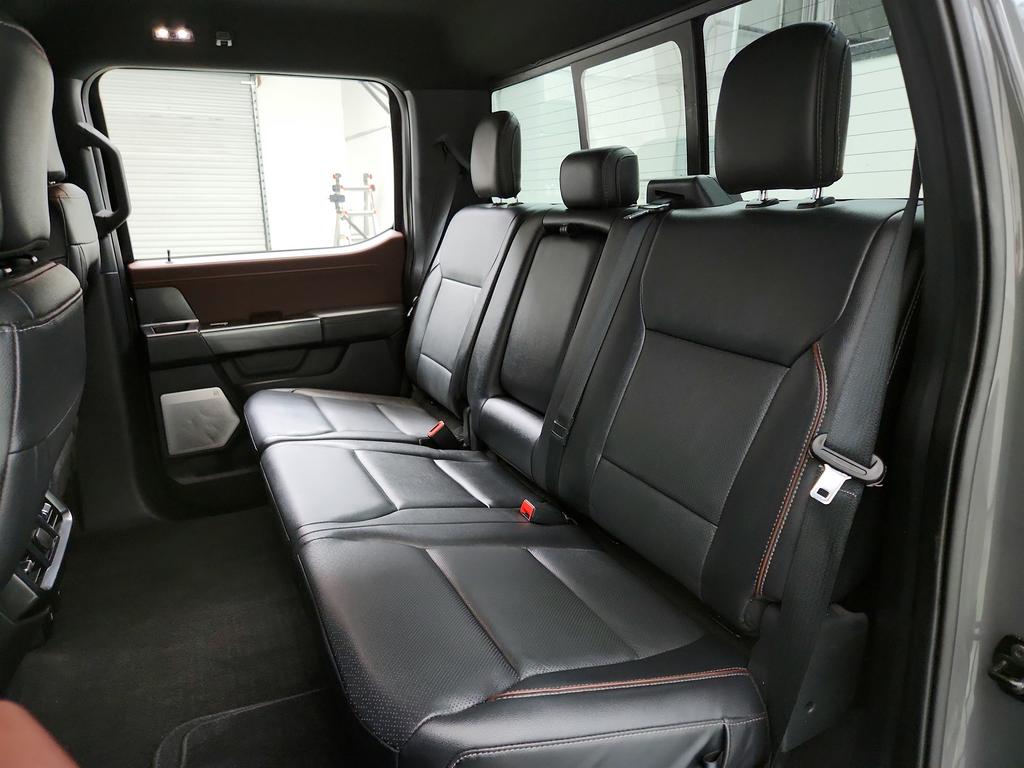 2021 Ford F150 Lariat photo