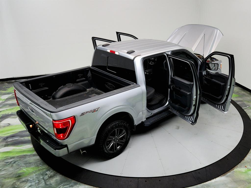 2022 Ford F150 XLT photo