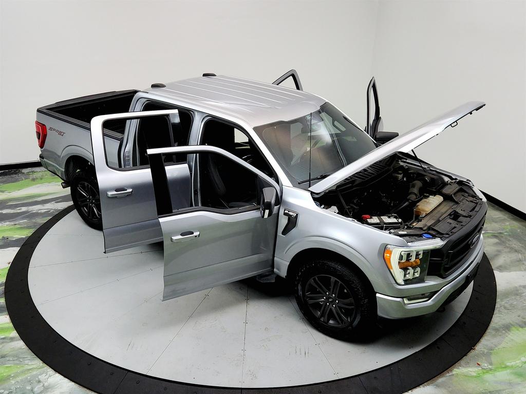 2022 Ford F150 XLT photo