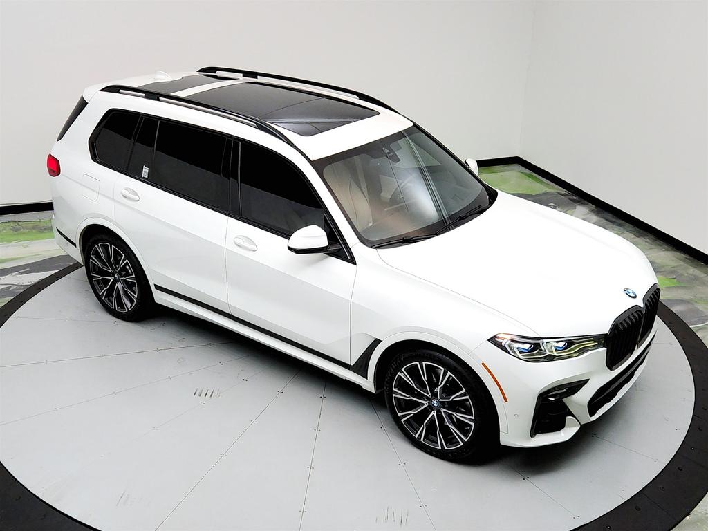 2021 BMW X7 M50i photo