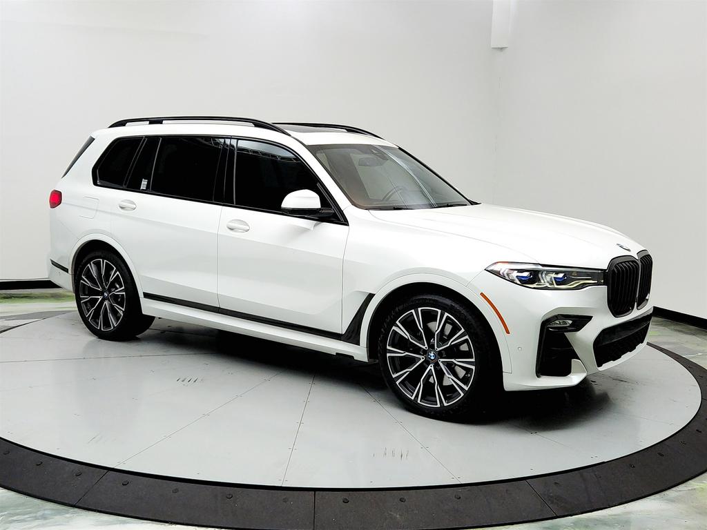 2021 BMW X7 M50i photo