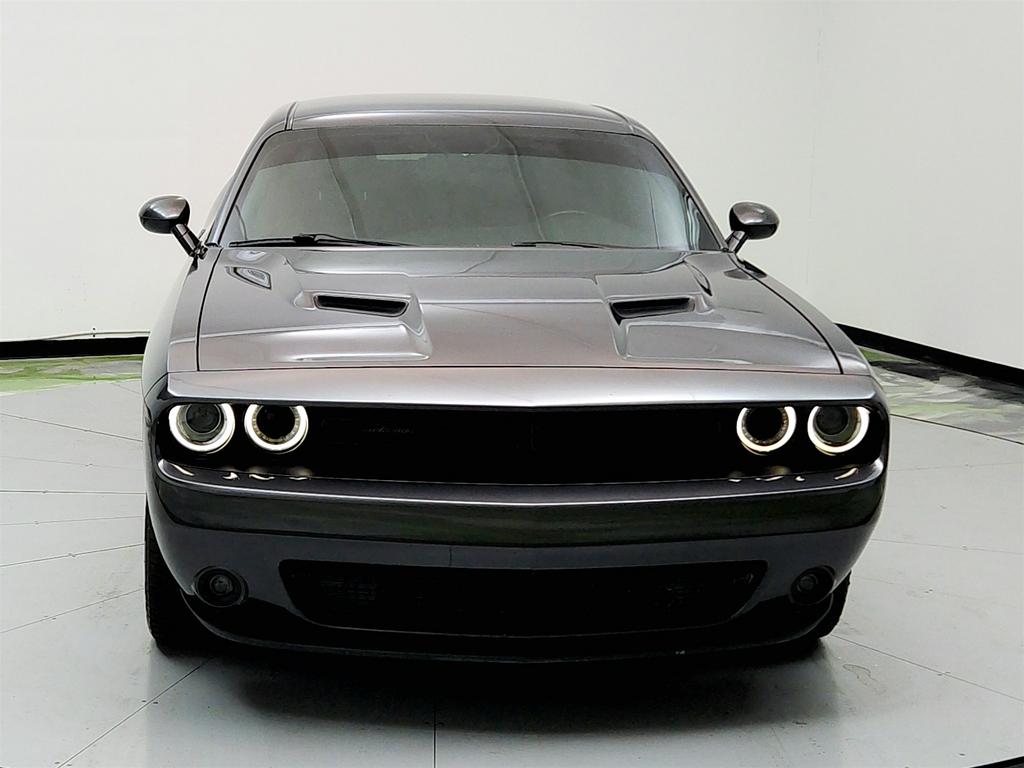 2022 Dodge Challenger SXT photo