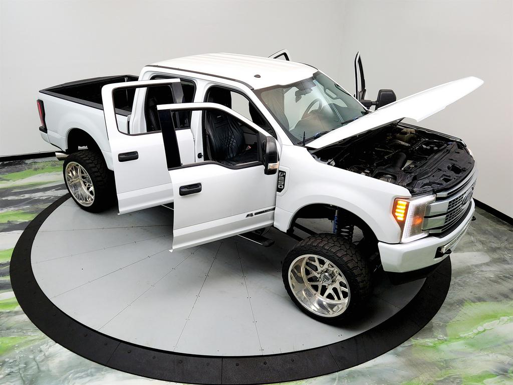 2019 Ford F250sd XLT photo
