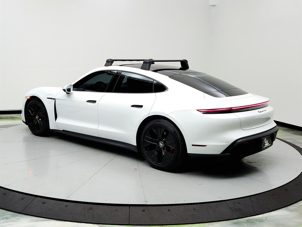 2021 Porsche Taycan 4S photo