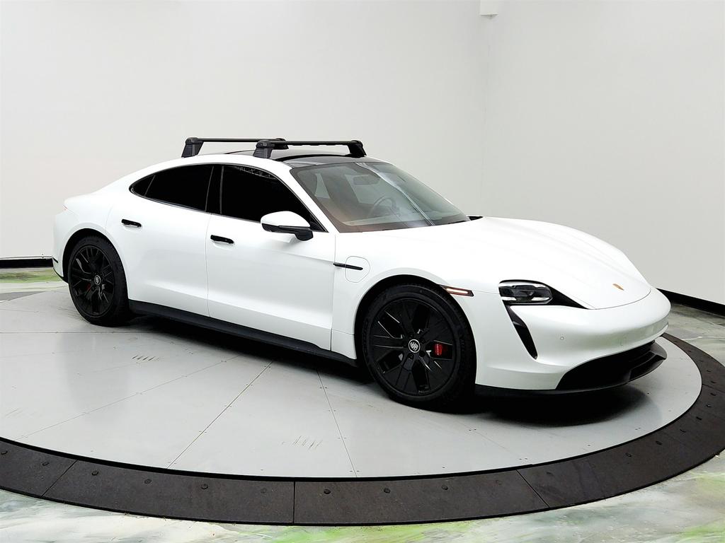 2021 Porsche Taycan 4S photo