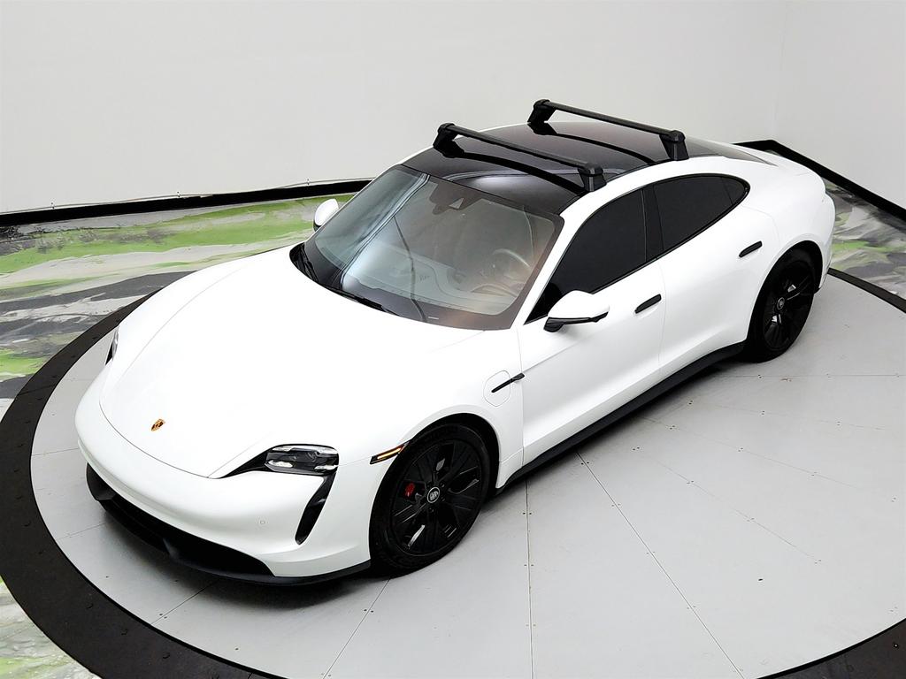 2021 Porsche Taycan 4S photo