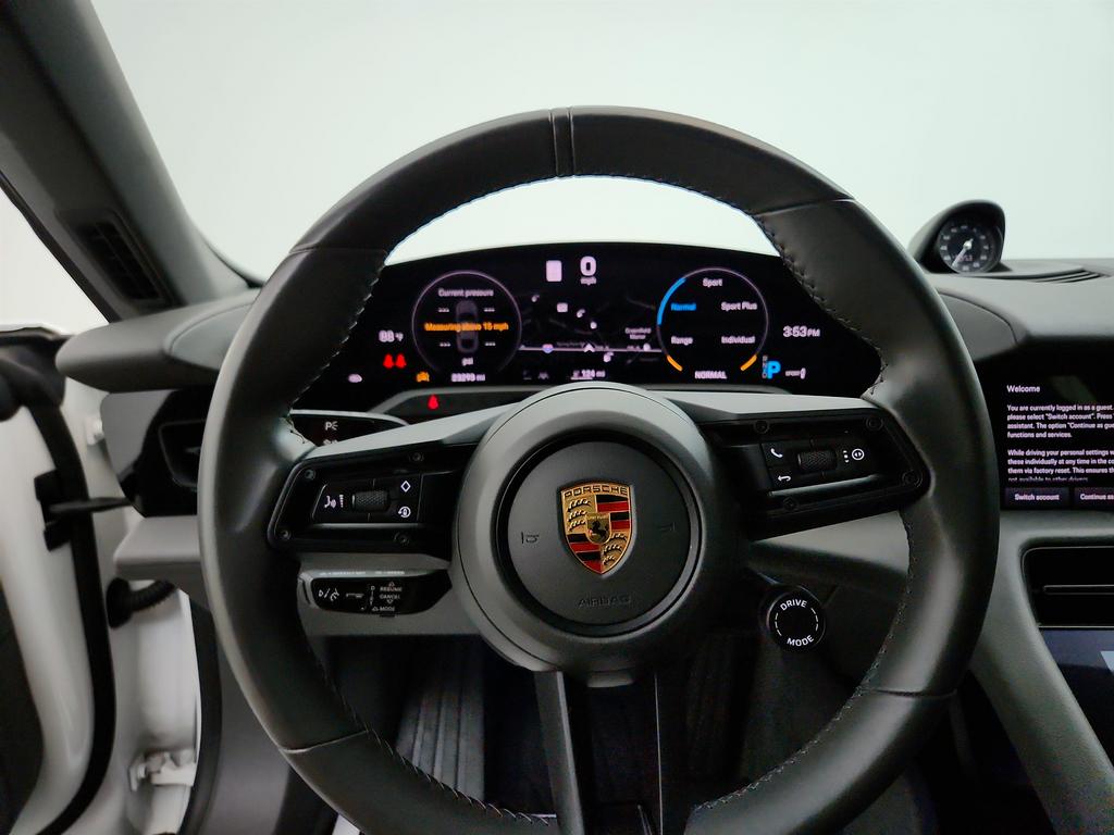 2021 Porsche Taycan 4S photo