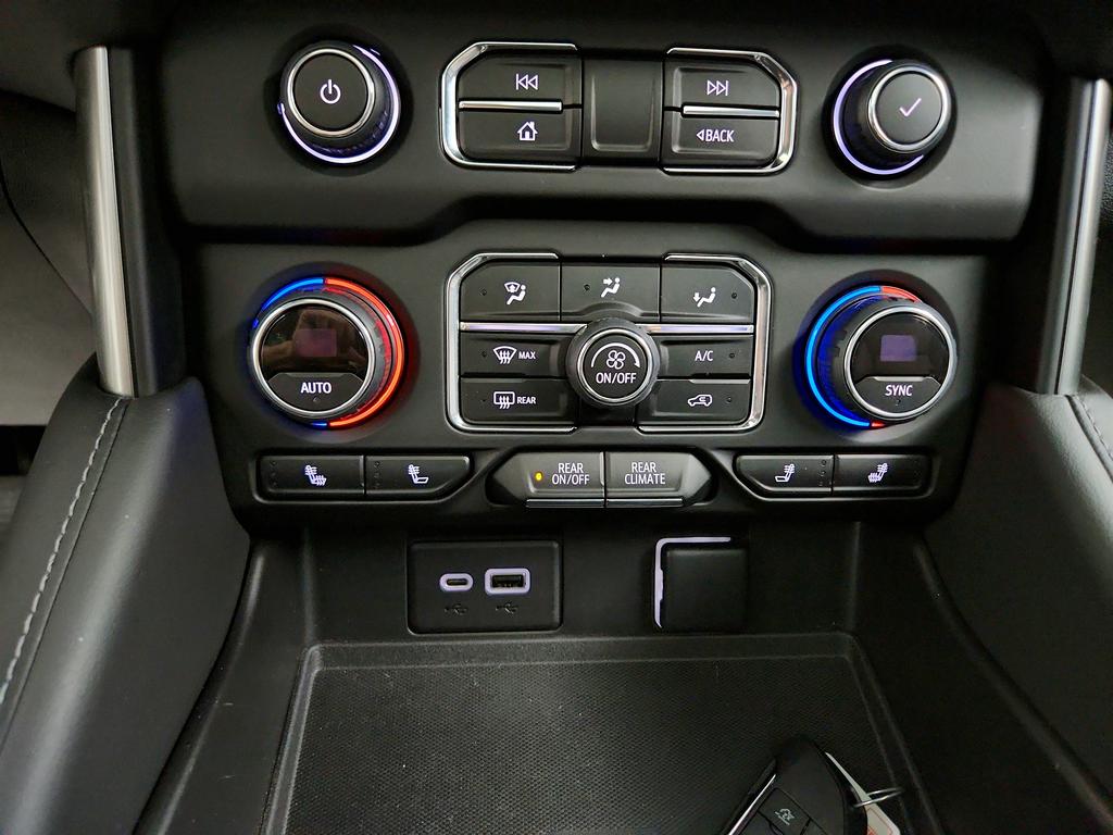 2023 Chevrolet Tahoe Z71 photo