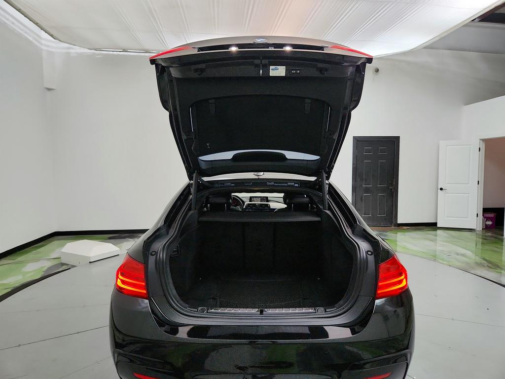 2016 BMW 4-Series 428xi Gran Coupe photo