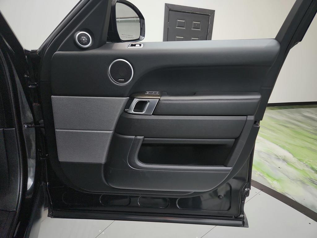 2020 Land Rover Range Rover Sport - $23,995