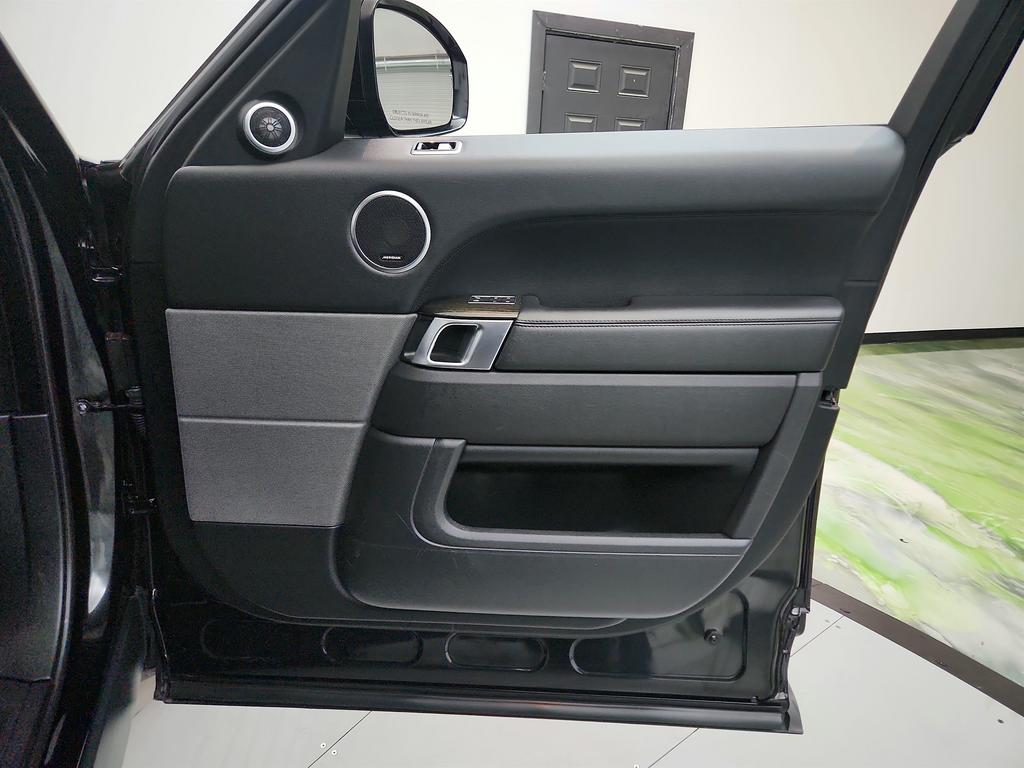 2020 Land Rover Range Rover Sport - $23,995