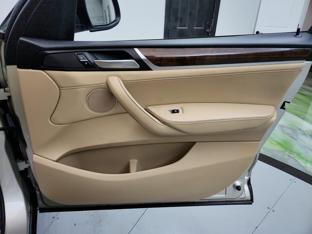 2016 BMW X3 Xdrive28i photo