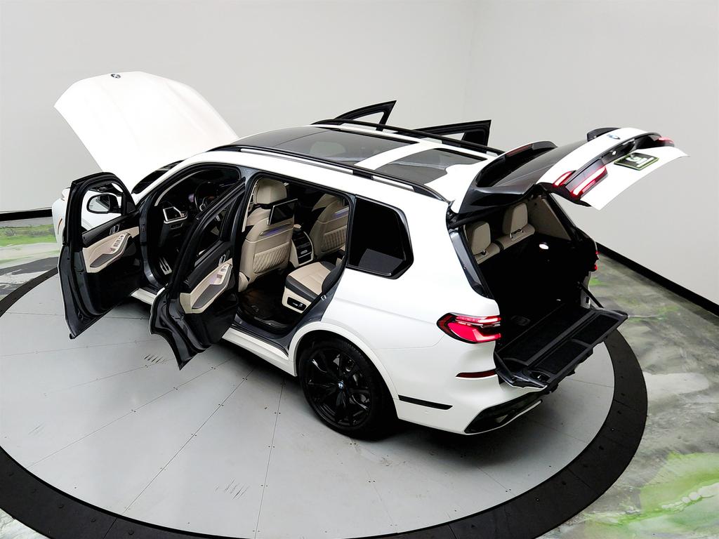 2024 BMW X7 Xdrive40i photo