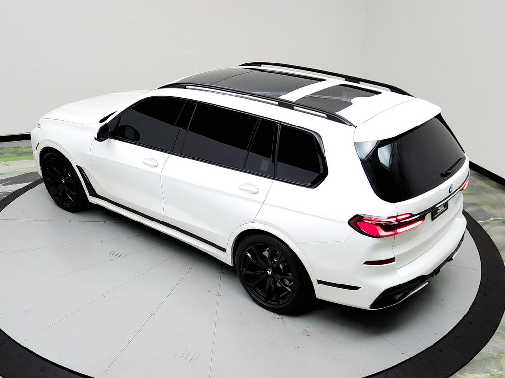 2024 BMW X7 Xdrive40i photo