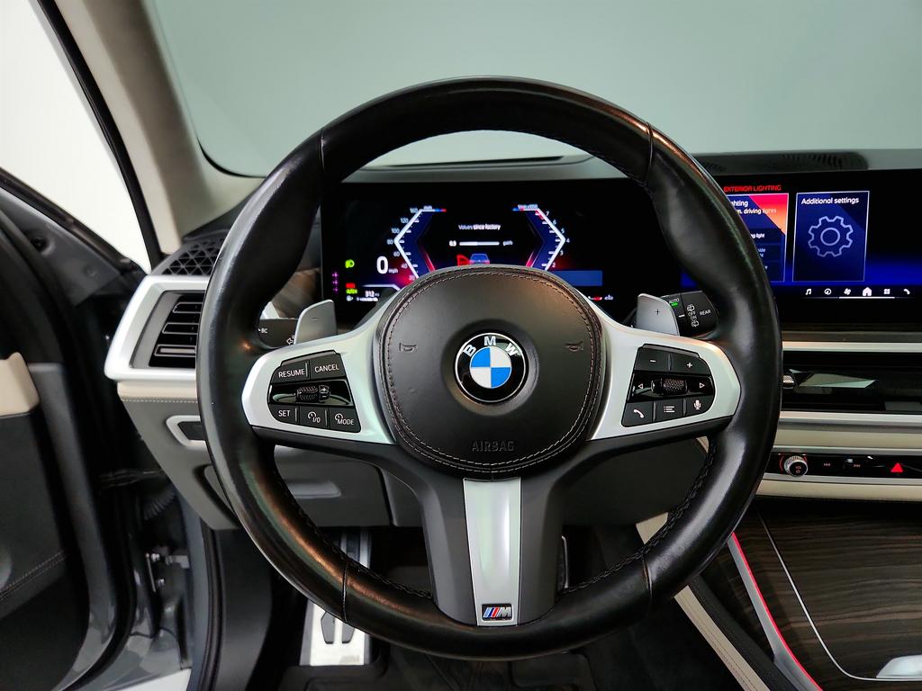 2024 BMW X7 Xdrive40i photo