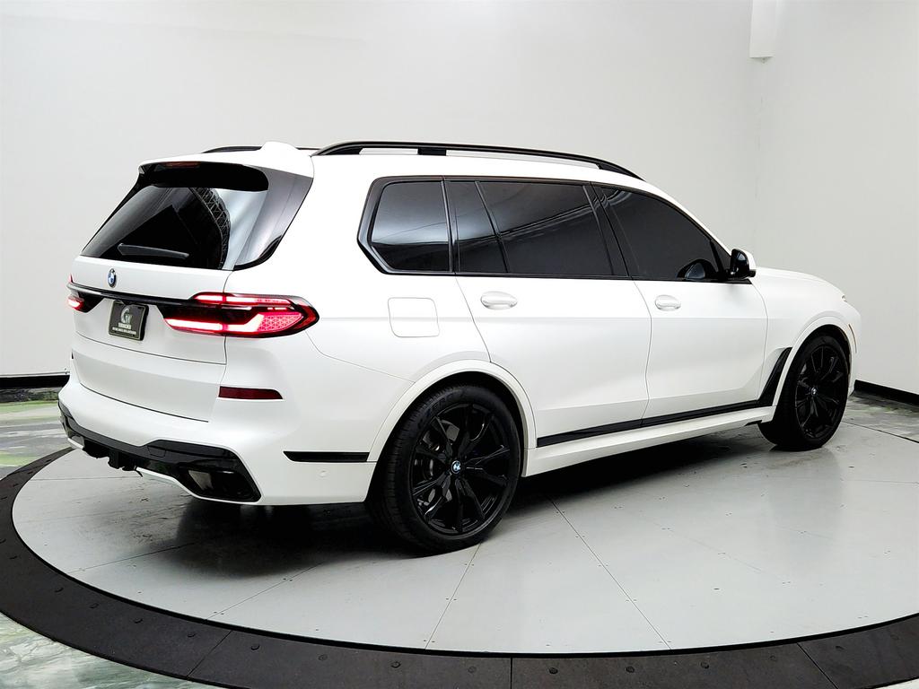 2024 BMW X7 Xdrive40i photo