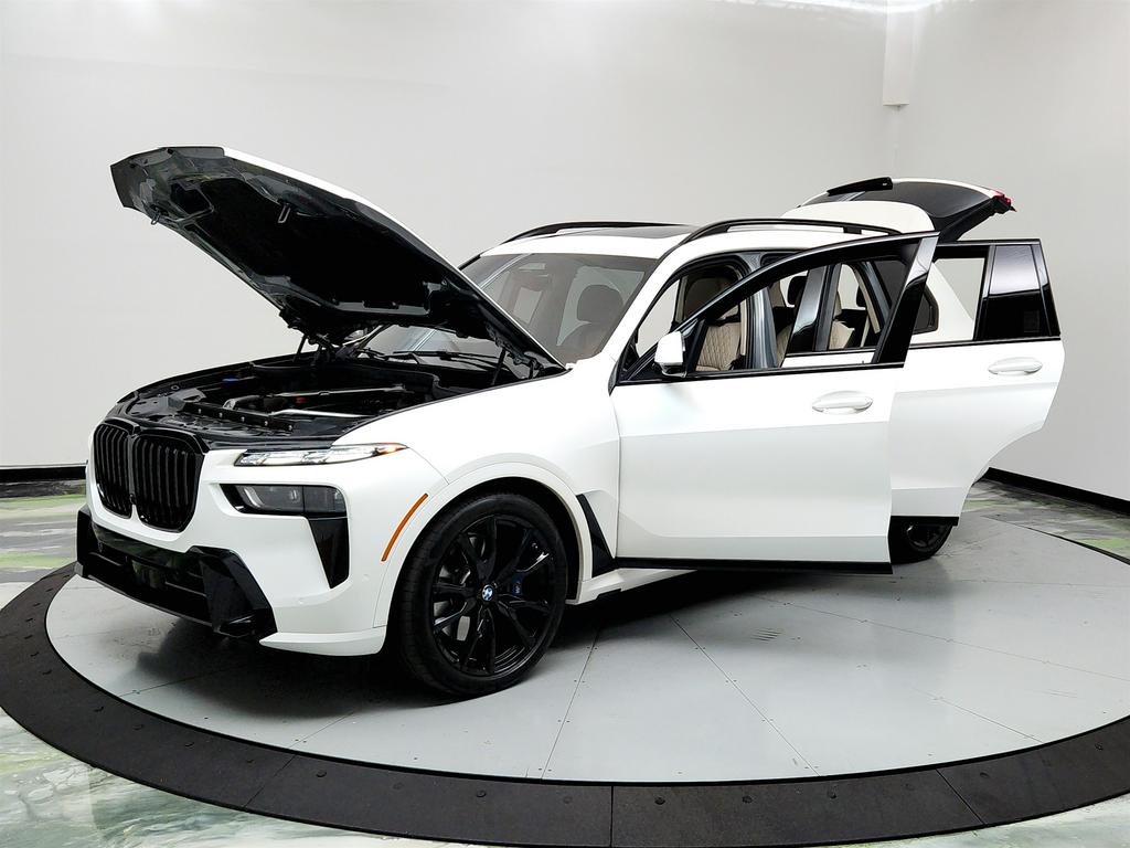2024 BMW X7 Xdrive40i photo