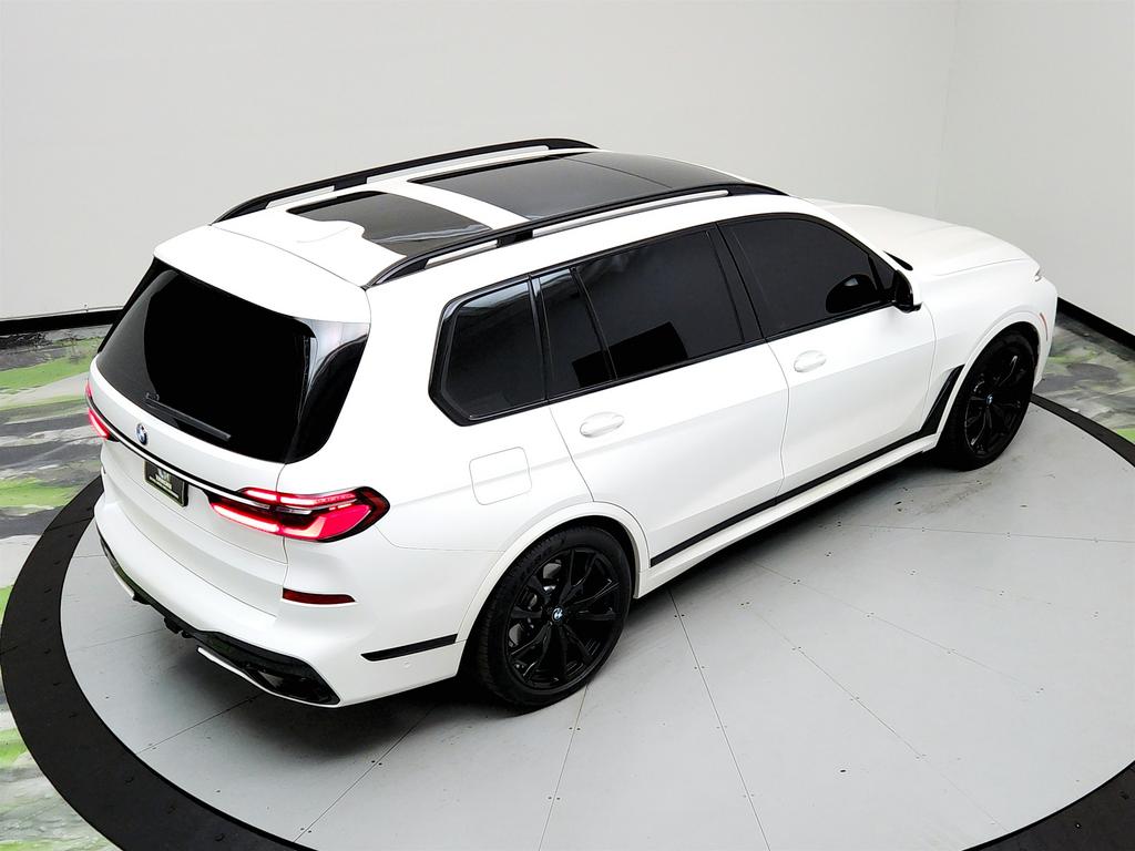 2024 BMW X7 Xdrive40i photo