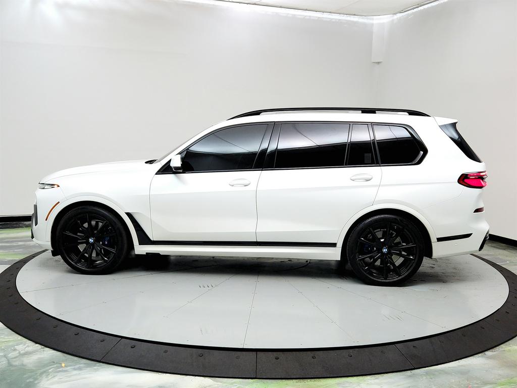 2024 BMW X7 Xdrive40i photo