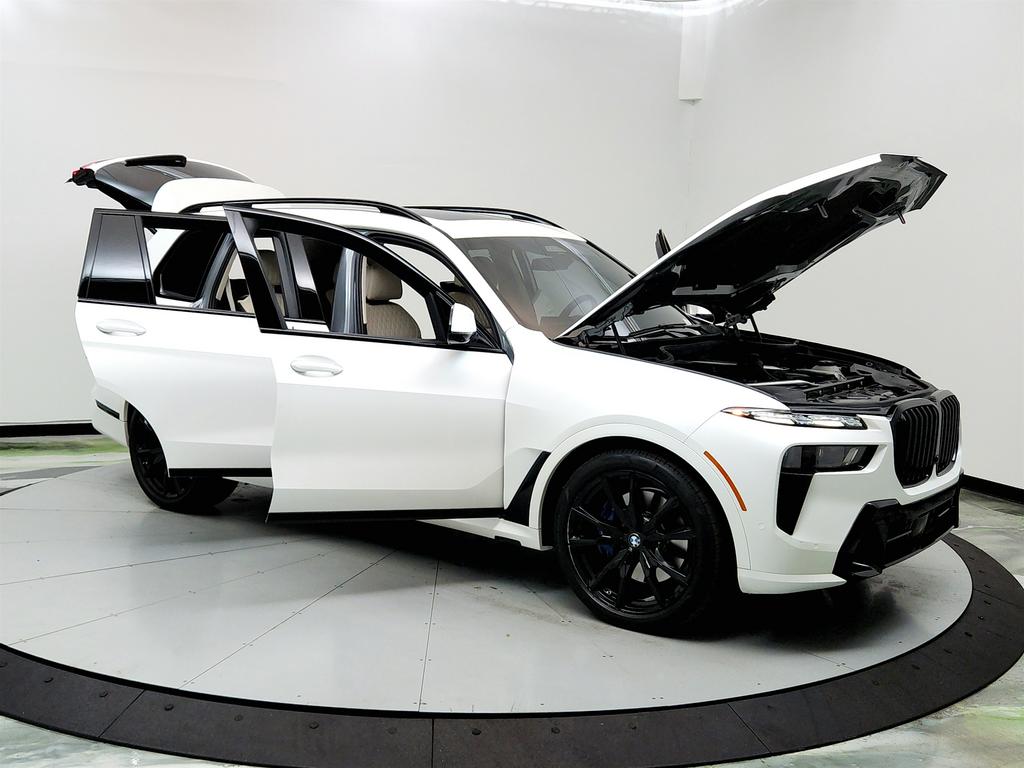 2024 BMW X7 Xdrive40i photo
