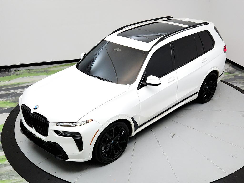2024 BMW X7 Xdrive40i photo