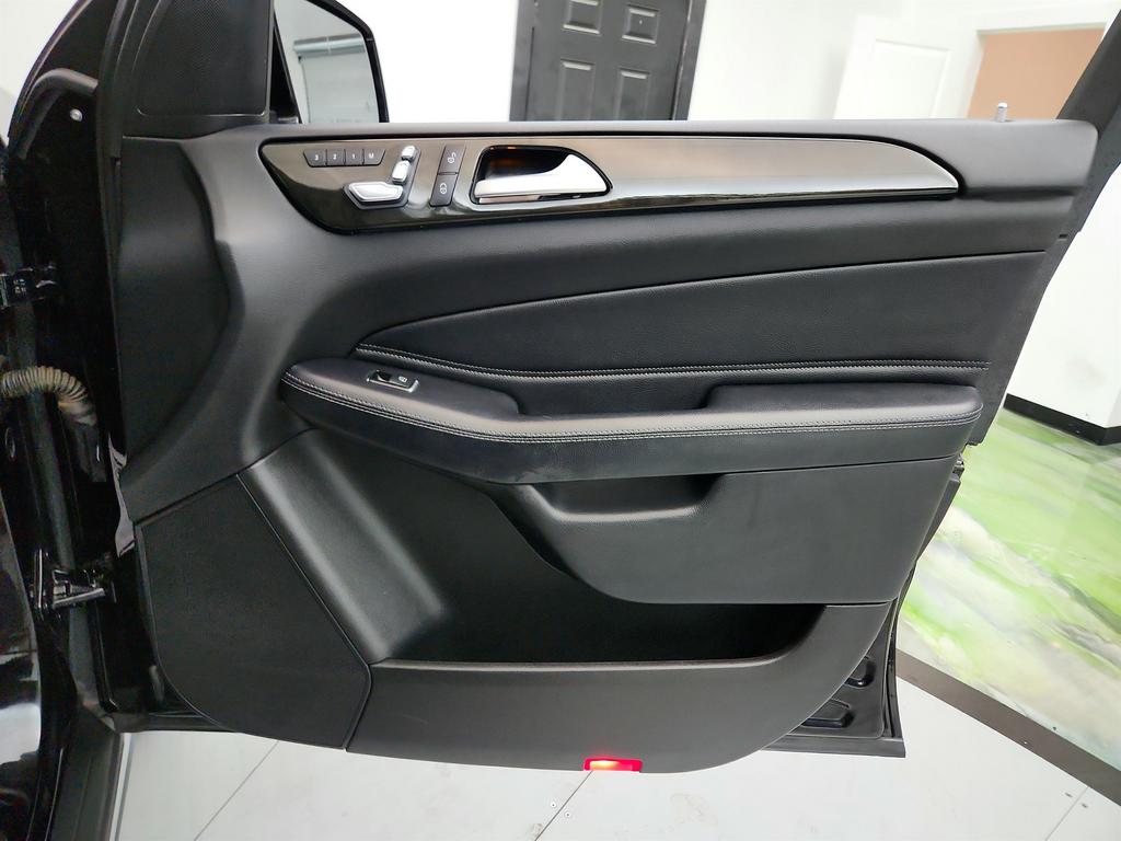 2019 Mercedes-Benz GLS GLS450 photo